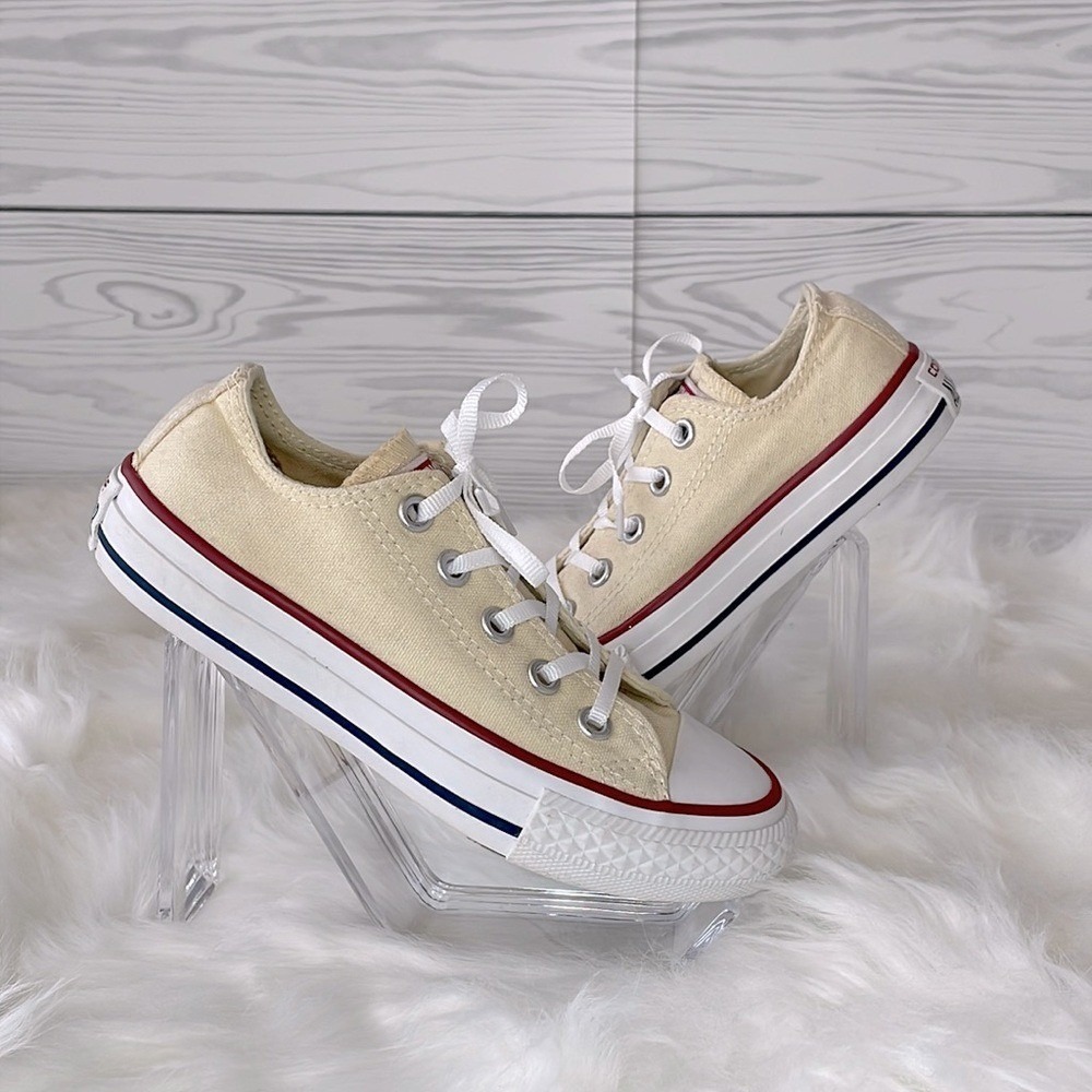 Converse Chuck Taylor All Star Low Top Kids Shoes Ivory Canvas 11.5